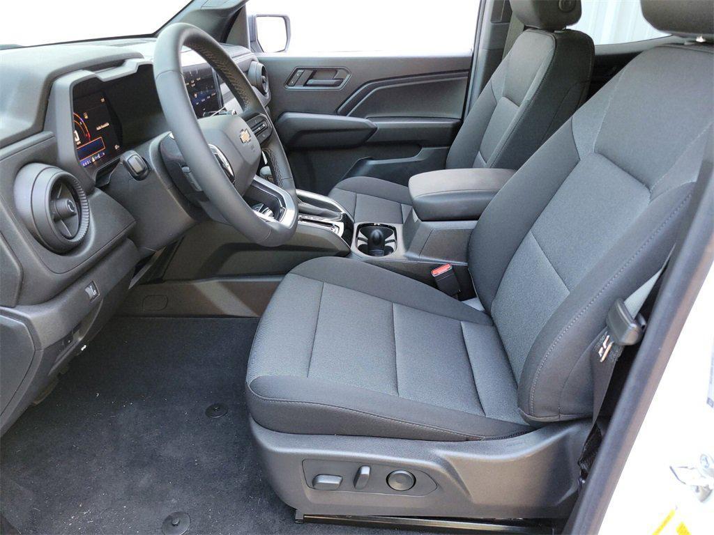new 2025 Chevrolet Colorado car, priced at $31,360