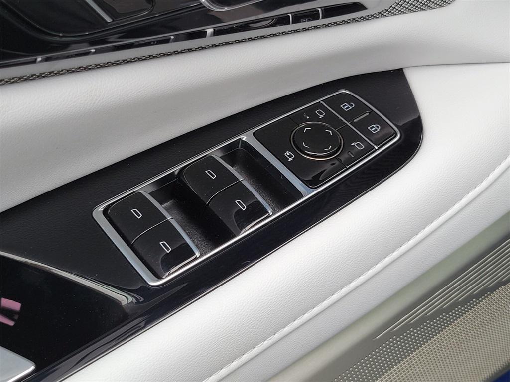 used 2025 Cadillac OPTIQ car, priced at $48,588