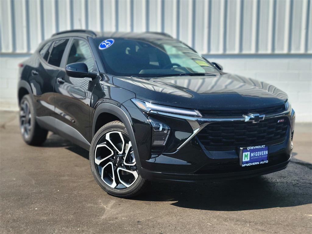 new 2025 Chevrolet Trax car, priced at $26,185