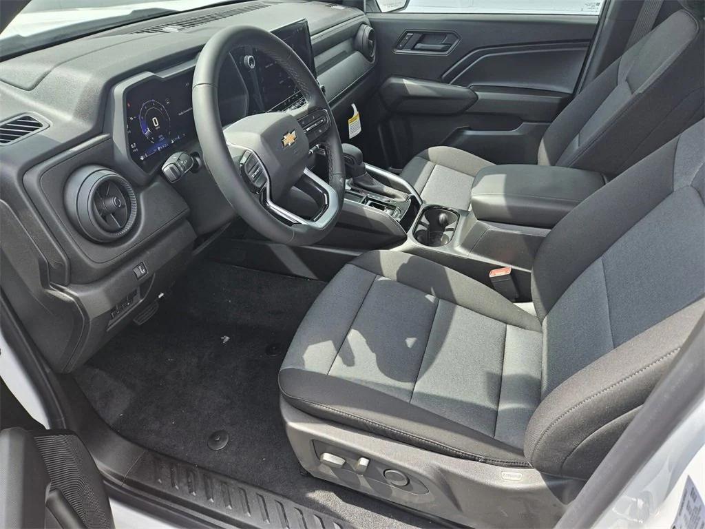 new 2025 Chevrolet Colorado car, priced at $31,385