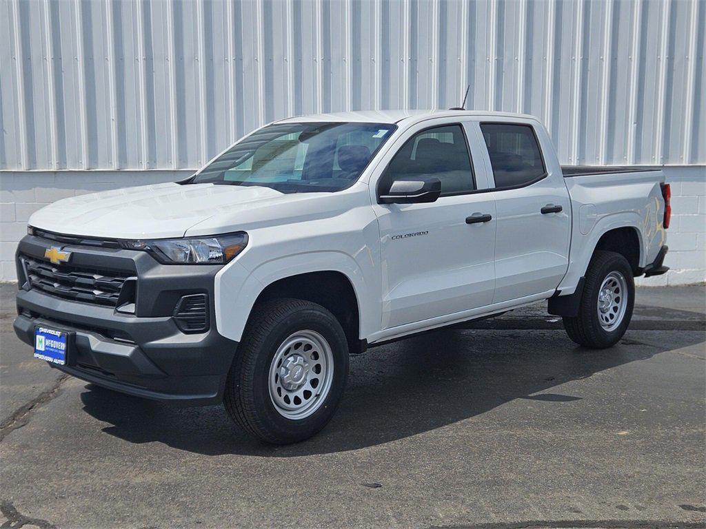 new 2025 Chevrolet Colorado car, priced at $31,385