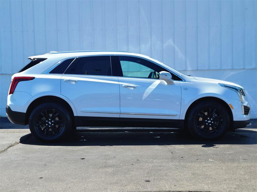 used 2023 Cadillac XT5 car, priced at $34,888
