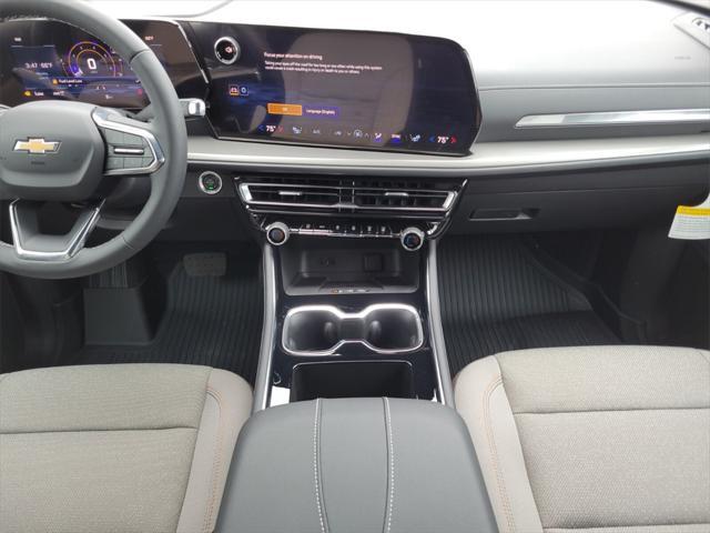 new 2025 Chevrolet Traverse car, priced at $47,035