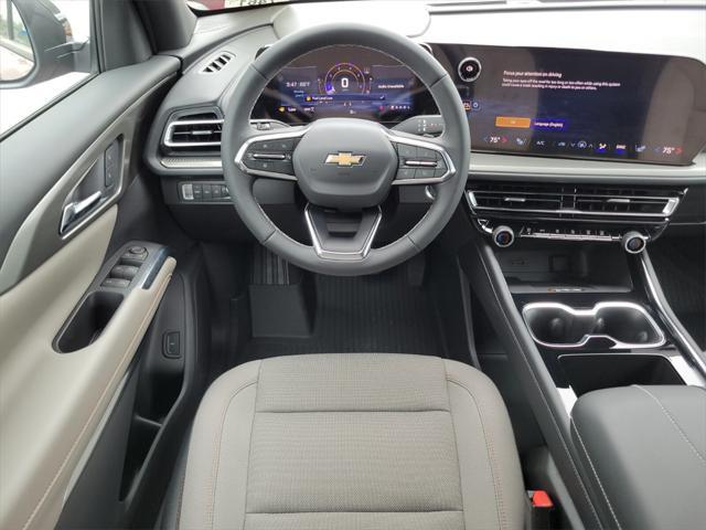 new 2025 Chevrolet Traverse car, priced at $47,035