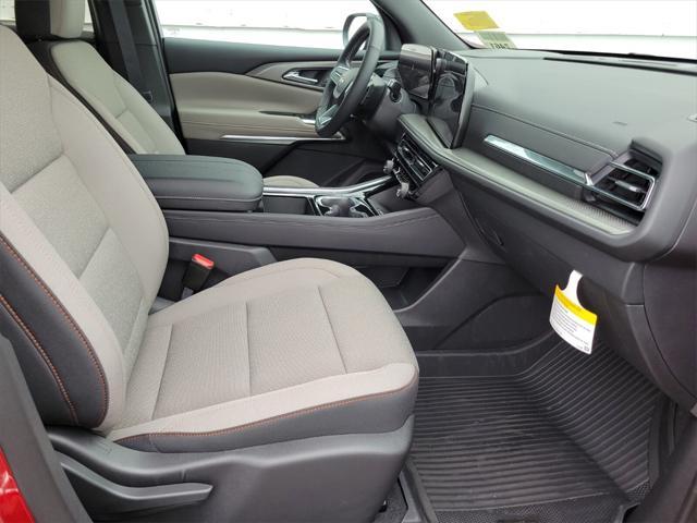new 2025 Chevrolet Traverse car, priced at $47,035