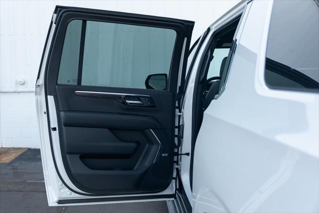 new 2025 Chevrolet Suburban car, priced at $75,590