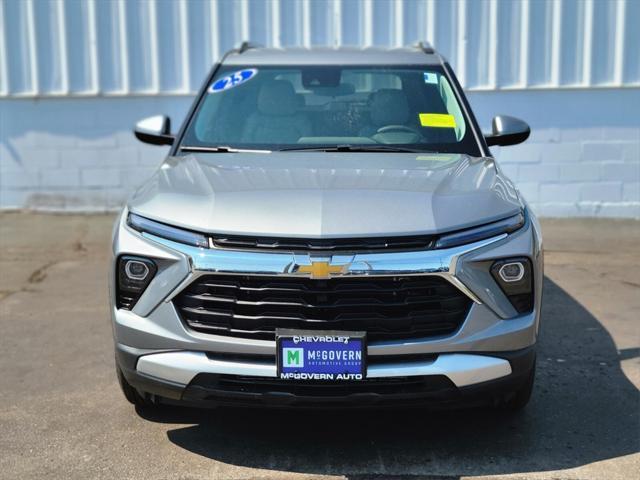 new 2025 Chevrolet TrailBlazer car, priced at $24,005