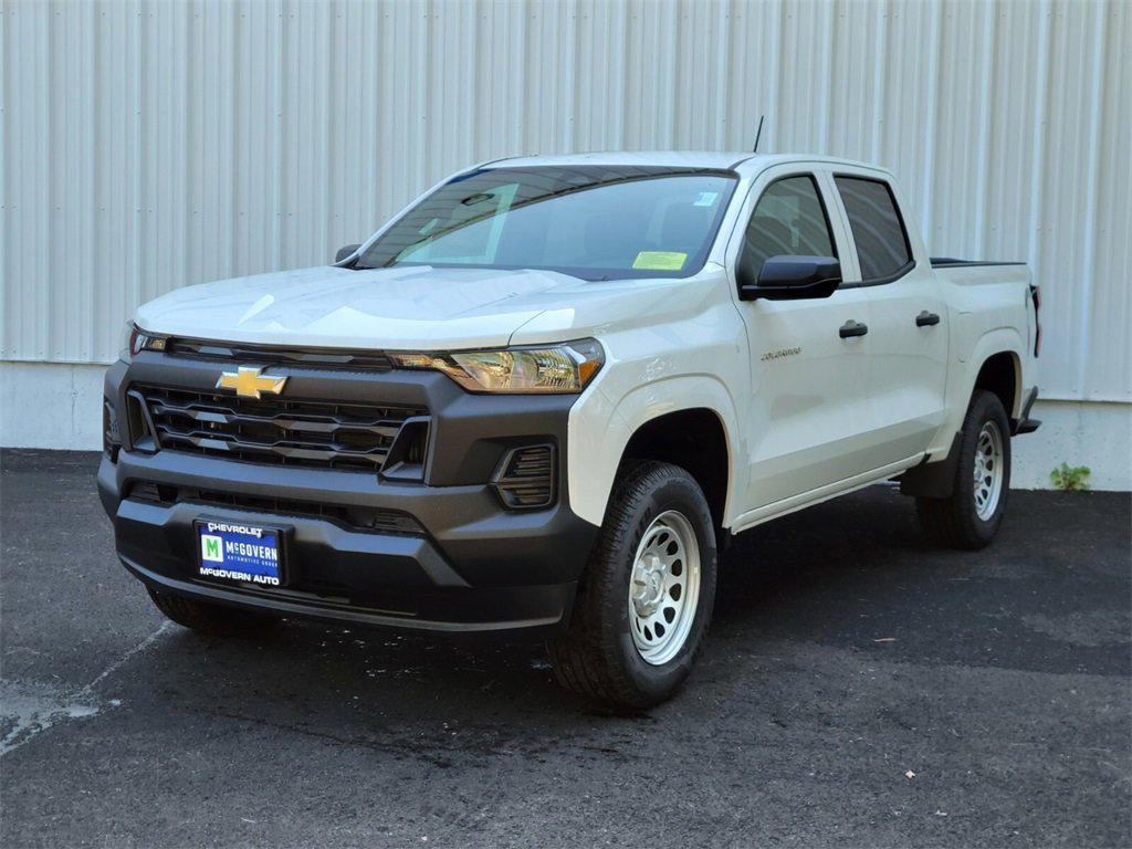 new 2025 Chevrolet Colorado car, priced at $31,360