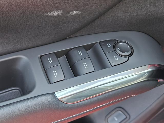 new 2025 Chevrolet Traverse car, priced at $47,055