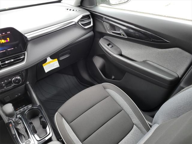 new 2025 Chevrolet TrailBlazer car, priced at $25,820