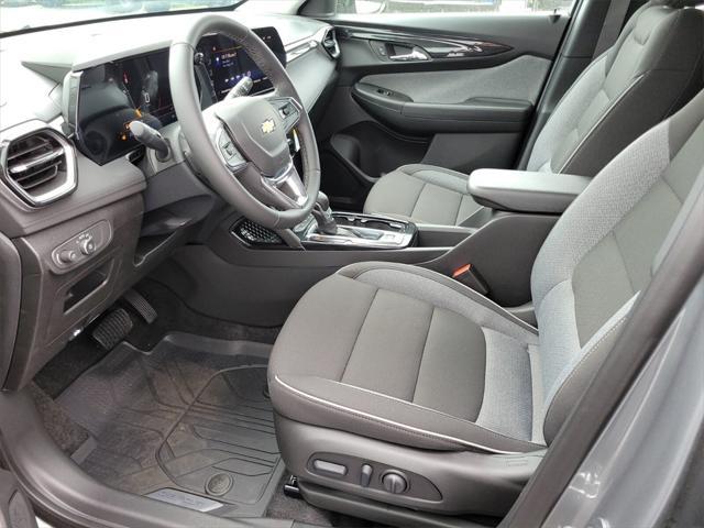 new 2025 Chevrolet TrailBlazer car, priced at $25,820