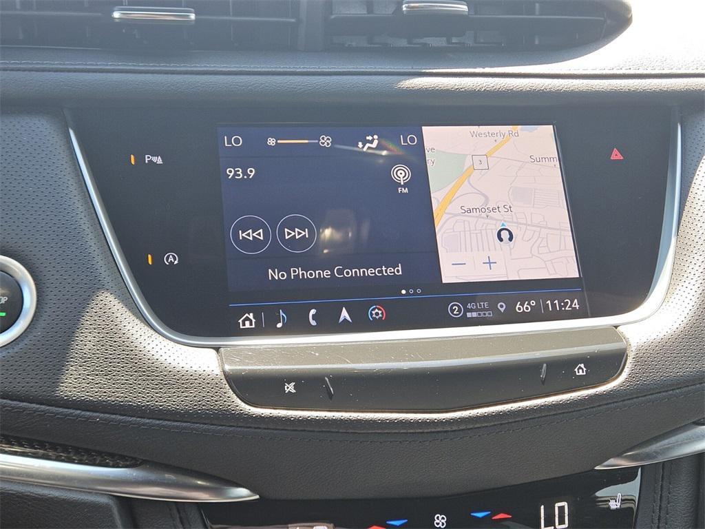used 2022 Cadillac XT5 car, priced at $39,588