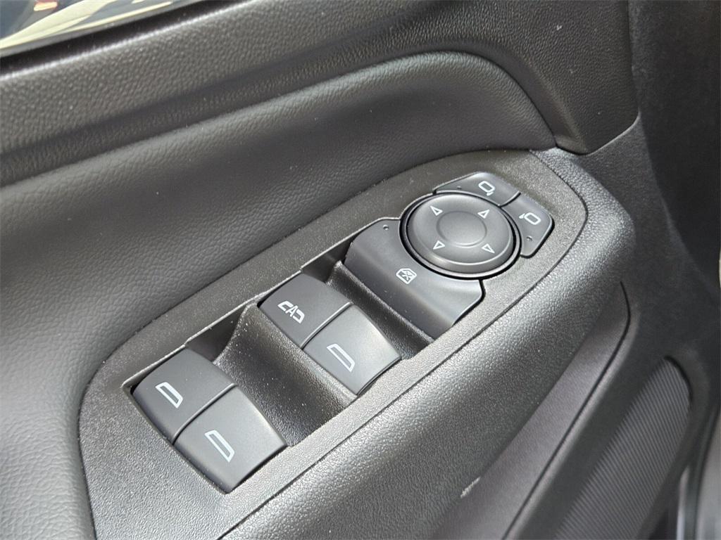 used 2022 Chevrolet Equinox car, priced at $21,988