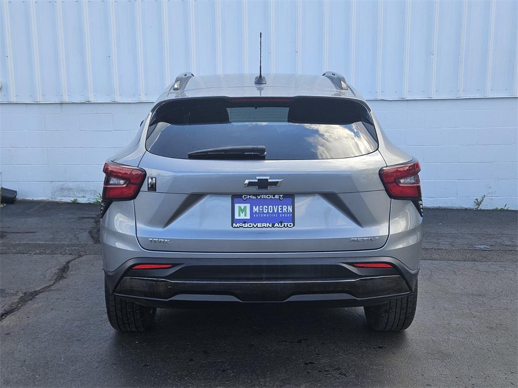 used 2024 Chevrolet Trax car, priced at $24,988