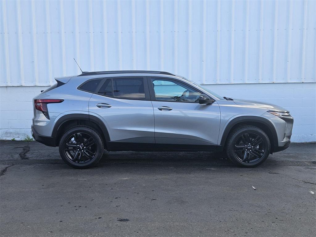 used 2024 Chevrolet Trax car, priced at $24,988