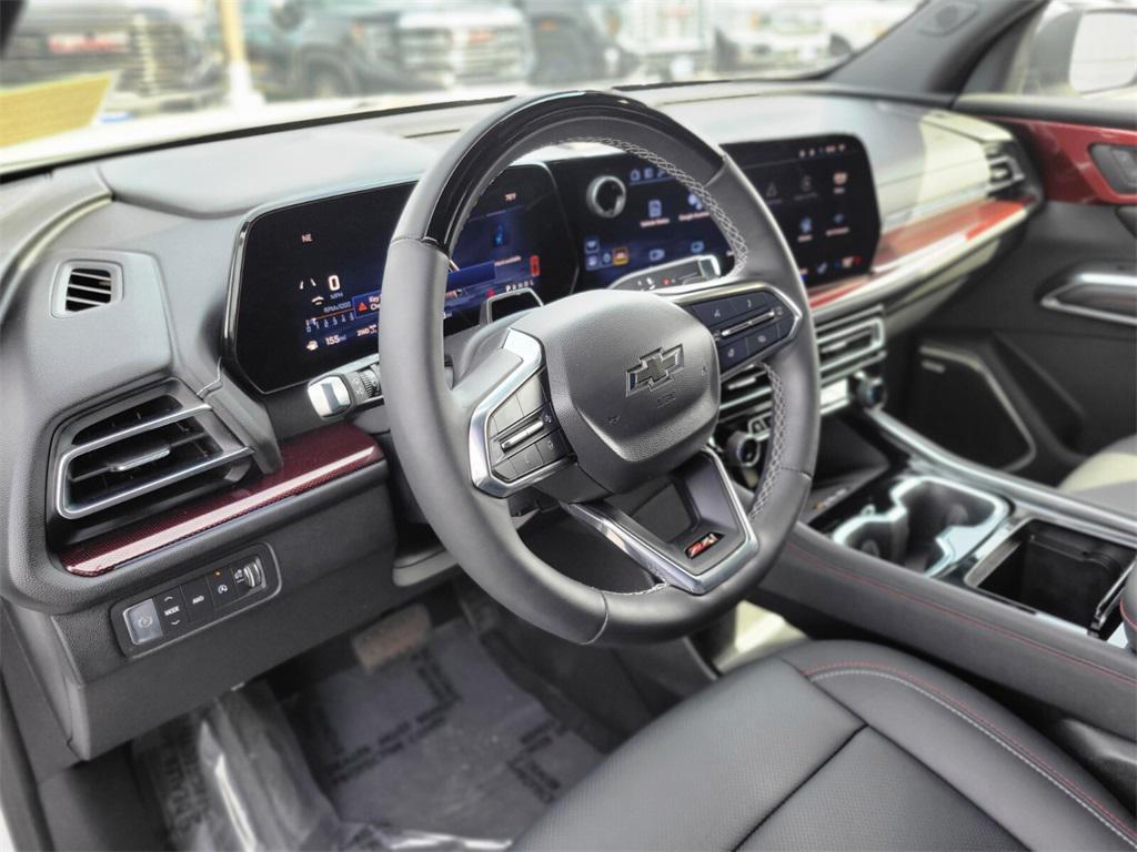 used 2024 Chevrolet Traverse car, priced at $48,988