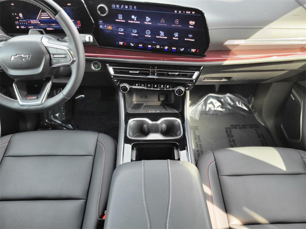 used 2024 Chevrolet Traverse car, priced at $48,988