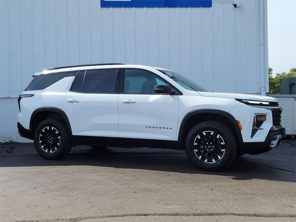 used 2024 Chevrolet Traverse car, priced at $48,988