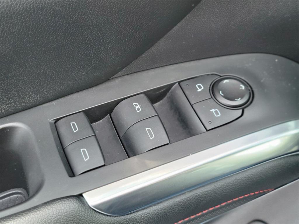 used 2024 Chevrolet Traverse car, priced at $48,988