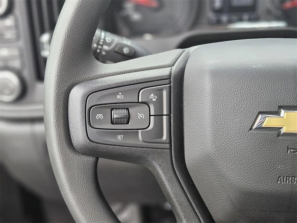new 2025 Chevrolet Silverado 1500 car, priced at $40,430