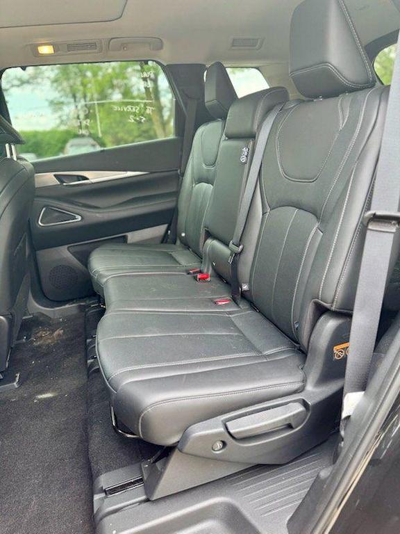 used 2025 INFINITI QX60 car, priced at $51,690