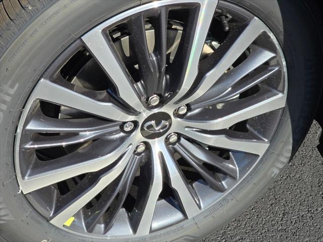 new 2025 INFINITI QX60 car, priced at $70,835