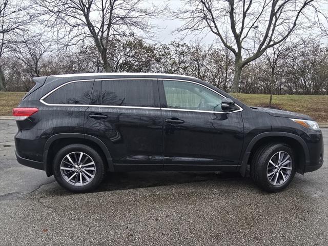 used 2018 Toyota Highlander car, priced at $22,643