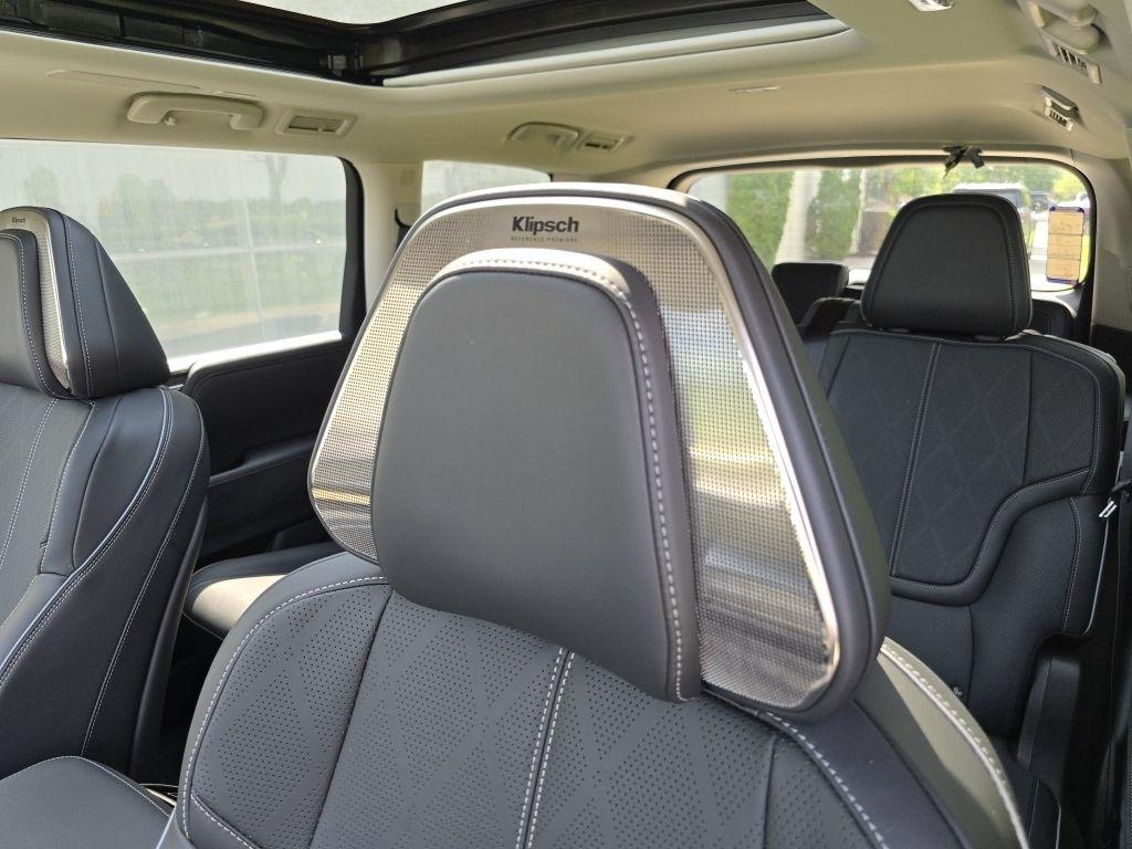 new 2025 INFINITI QX80 car, priced at $96,402