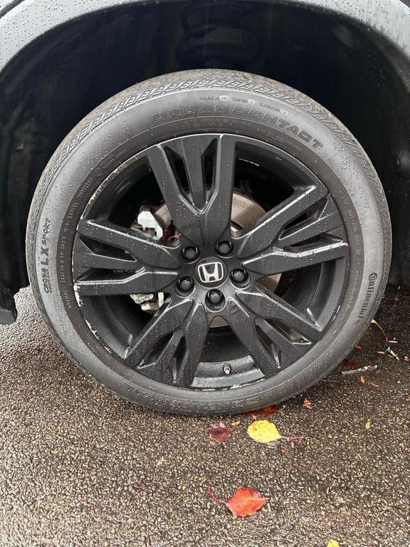 used 2022 Honda Pilot car, priced at $29,638