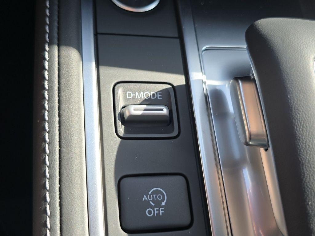new 2025 INFINITI QX60 car, priced at $69,995