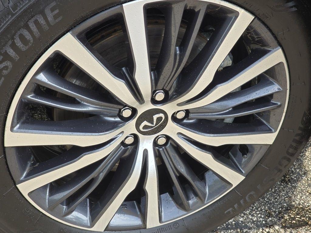 used 2025 INFINITI QX60 car, priced at $54,000