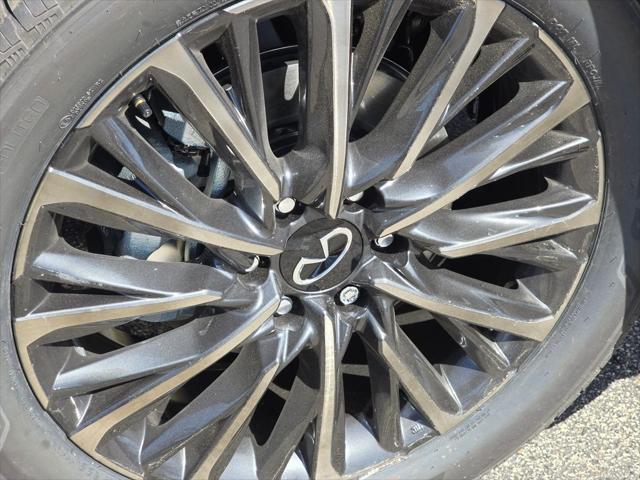 new 2025 INFINITI QX80 car, priced at $112,590
