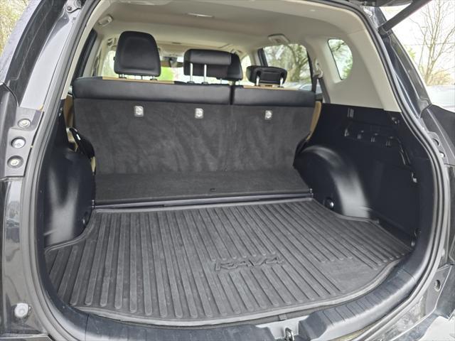 used 2018 Toyota RAV4 Hybrid car, priced at $25,699