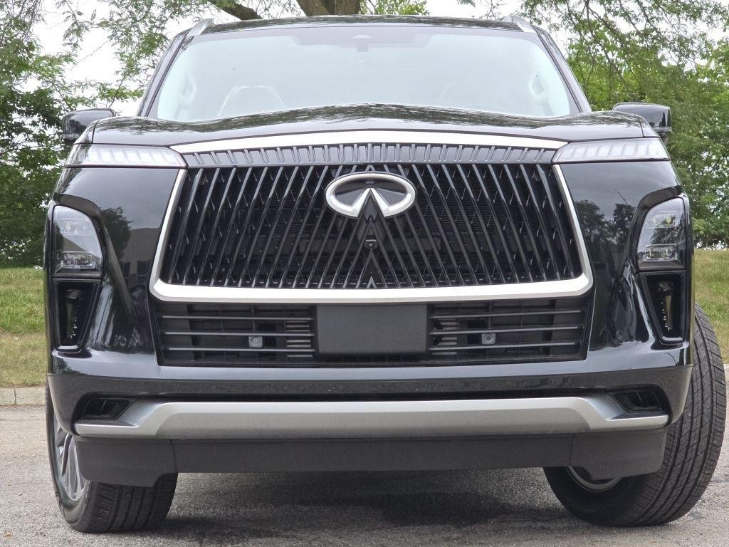new 2025 INFINITI QX80 car, priced at $102,640