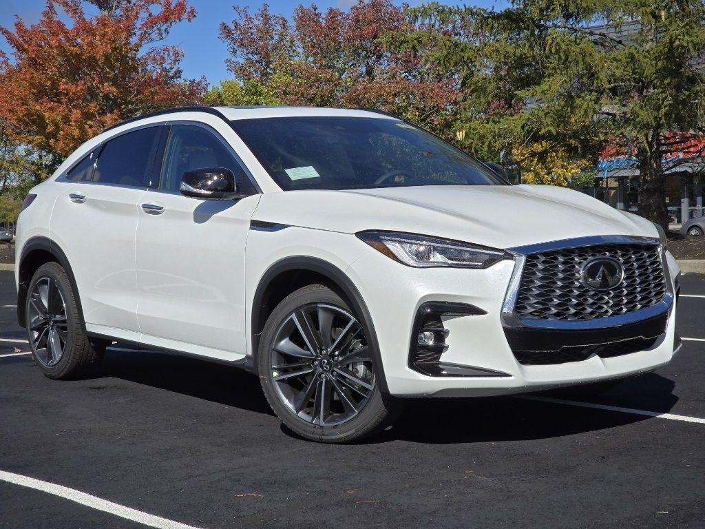 new 2025 INFINITI QX55 car, priced at $44,450