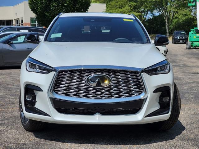 new 2025 INFINITI QX55 car, priced at $54,240