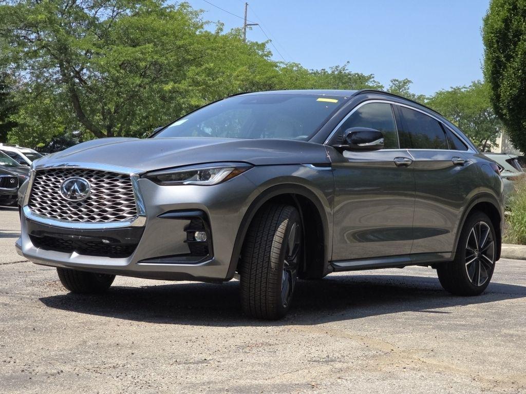 new 2025 INFINITI QX55 car, priced at $43,485