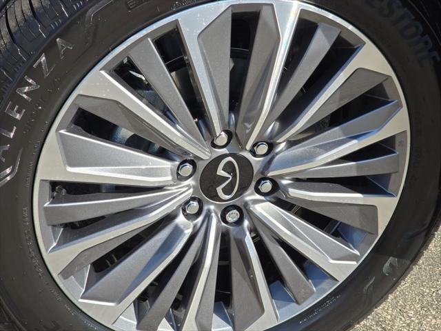 new 2025 INFINITI QX80 car, priced at $95,895