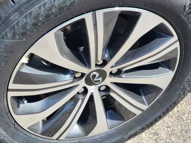 used 2025 INFINITI QX60 car, priced at $43,499