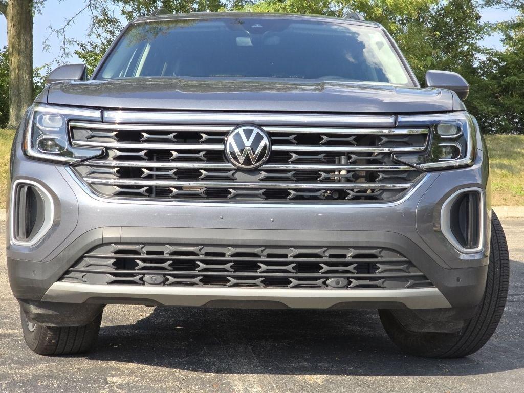 used 2024 Volkswagen Atlas car, priced at $31,996