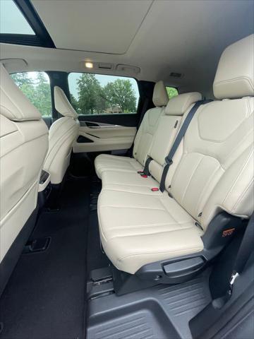 used 2024 INFINITI QX60 car, priced at $42,499
