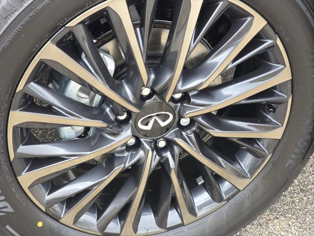 new 2025 INFINITI QX80 car, priced at $115,235