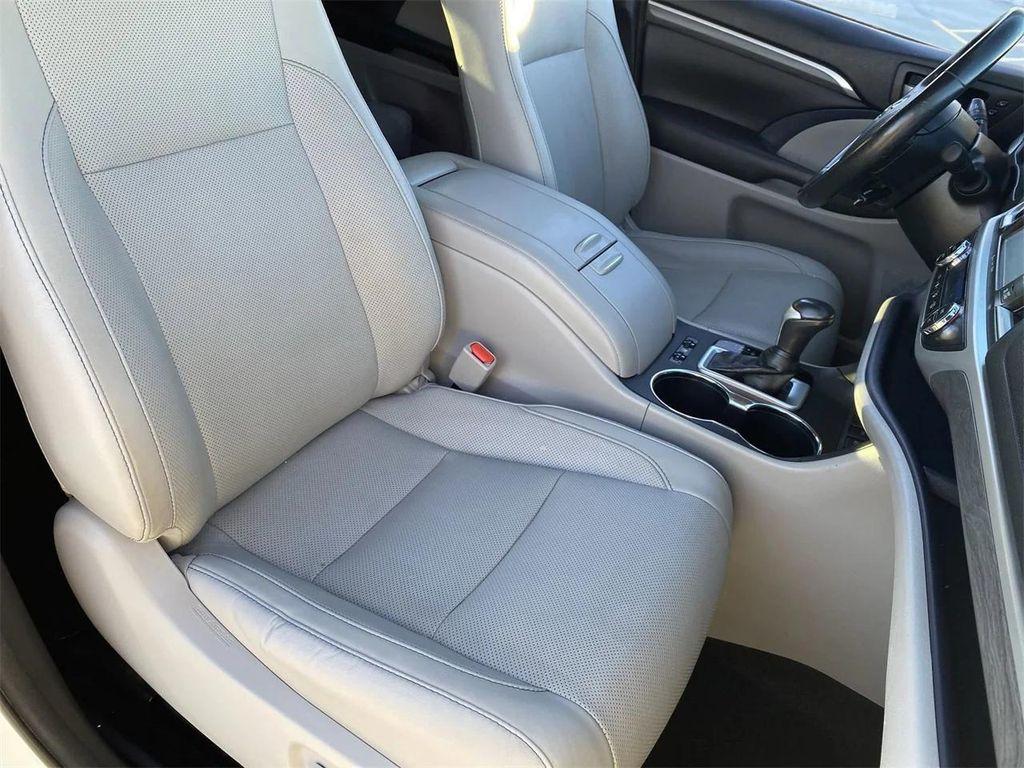used 2017 Toyota Highlander car, priced at $25,998