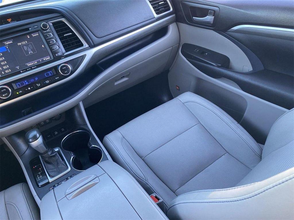 used 2017 Toyota Highlander car, priced at $25,998
