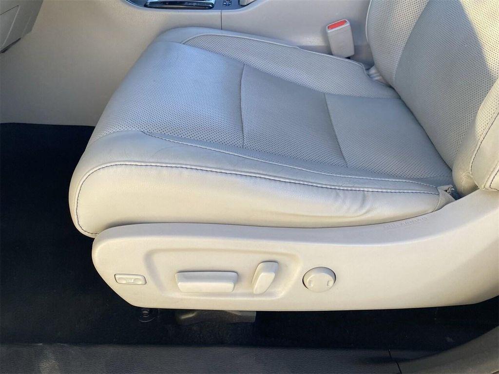 used 2017 Toyota Highlander car, priced at $25,998