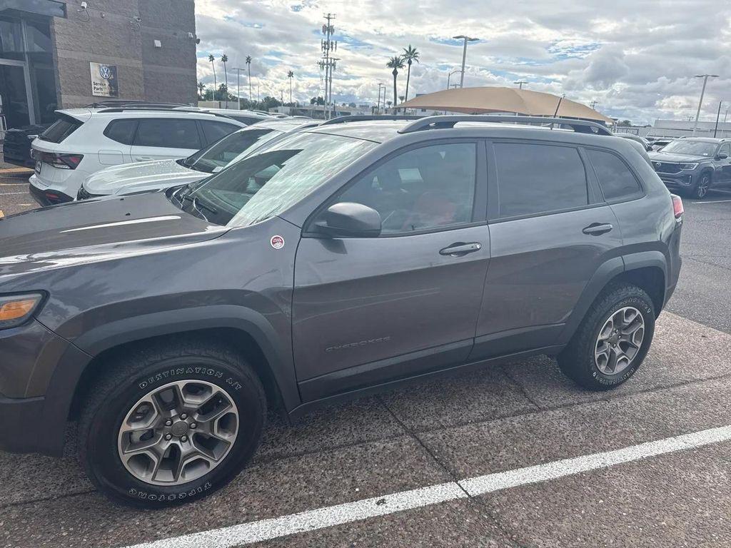 used 2021 Jeep Cherokee car, priced at $21,238