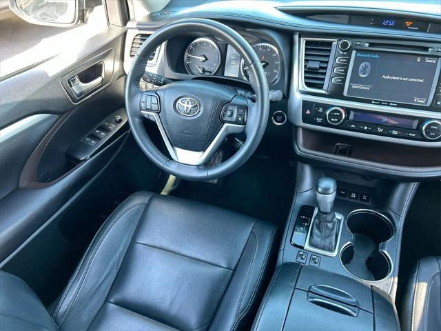 used 2016 Toyota Highlander car, priced at $24,664