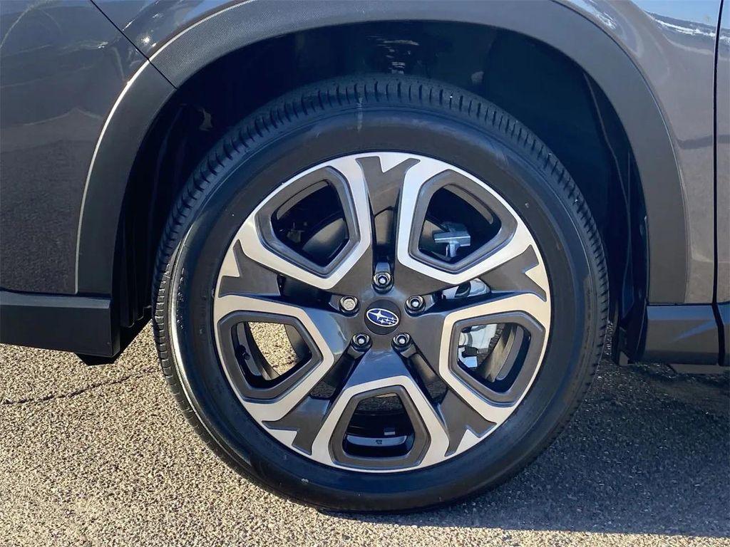 new 2025 Subaru Ascent car, priced at $46,843