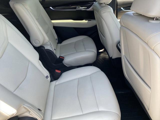 used 2022 Cadillac XT6 car, priced at $45,997