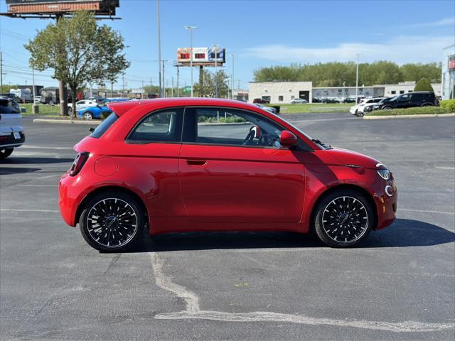 new 2024 FIAT 500e car, priced at $31,093